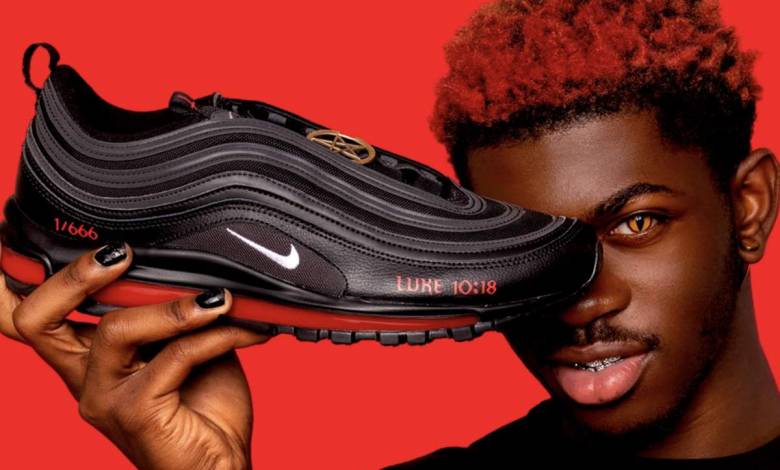 Pourquoi Nike censure les "Satan Shoes" et pas les "Jesus Shoes" ?