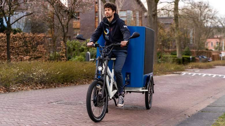 Une entreprise néerlandaise lancera bientôt le SUNRIDER, premier vélo cargo électrique solaire