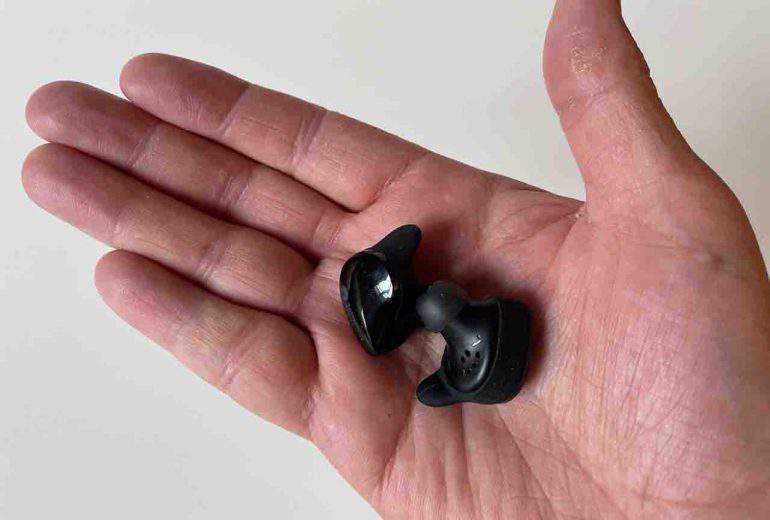 Nous avons testé les écouteurs Bluetooth Melomania Touch du fabricant anglais Cambridge Audio