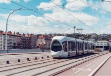 Lyon : la régie des transports en commun va autoriser les cyclistes à prendre le tram, avec leurs vélos !