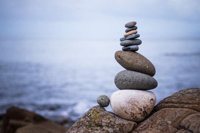 Mais au fait, pourquoi est-il interdit de ramasser du sable ou des cailloux sur les plages ?