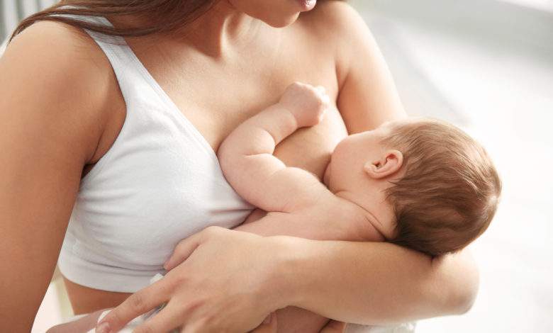 Une loi pour que les femmes puissent allaiter librement en public !