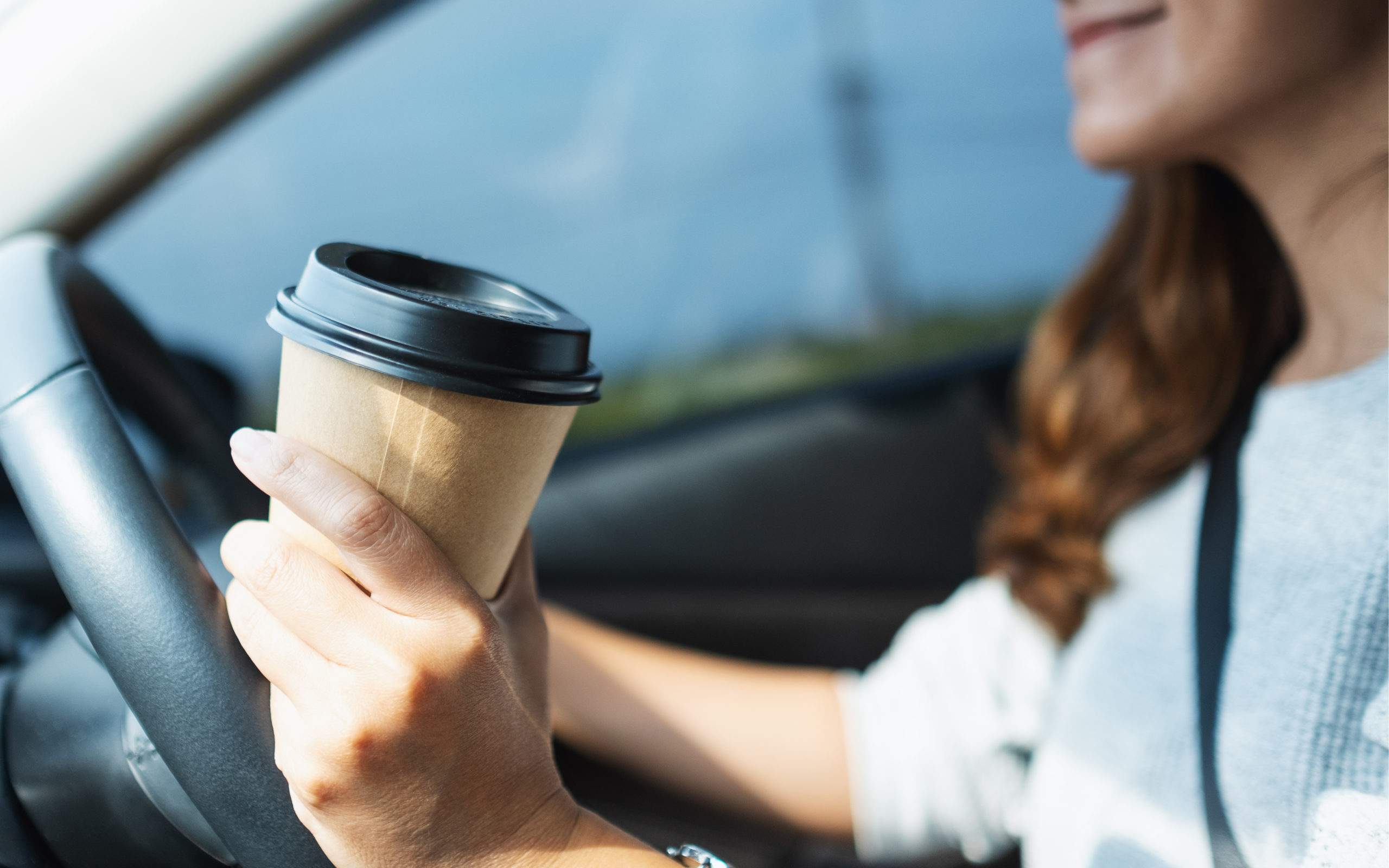 Le café est un excellent allié contre la somnolence au volant explique la science !