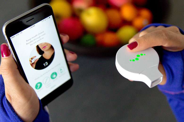 Breathometer Mint : un appareil insolite pour détecter la mauvaise haleine