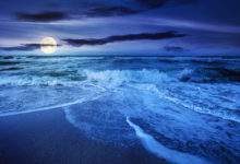 Niveau des océans : d’importantes inondations pourraient survenir à cause de la lune et des marées