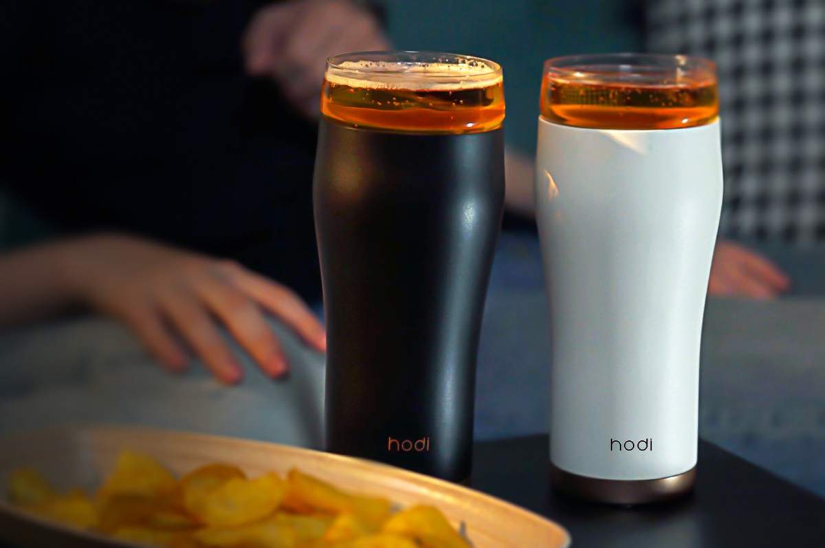 Verre à bière, filtre à thé et compartiment à cookies, ce thermos fait exploser les compteurs sur Kickstarter