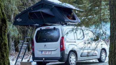 Un jeune couple belge propose des tentes de toit qui s'installent en 300 secondes !
