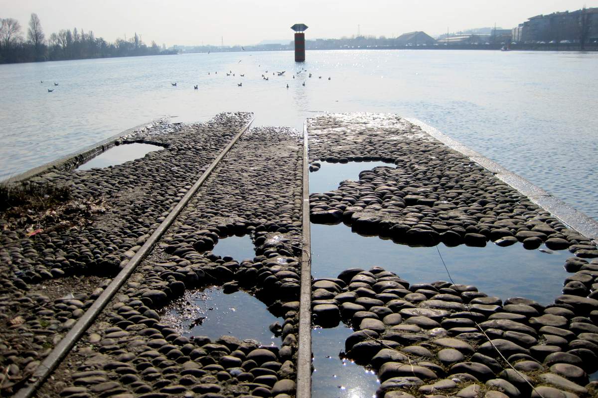 Réchauffement climatique : pourquoi il y a de moins en moins d'eau dans le Rhône ?