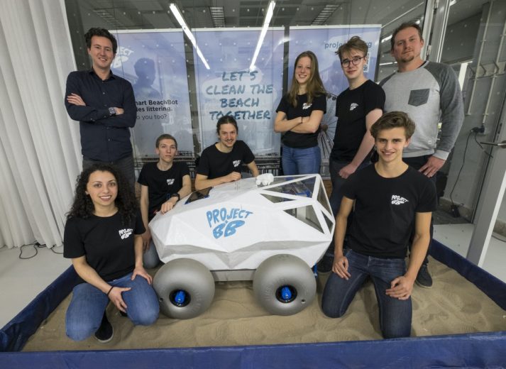 Des ingénieurs inventent un robot autonome qui détecte et ramasse les mégots sur les plages