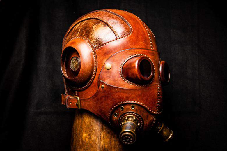 Steampunk : un masque Dust Angel en cuir et imprimé en 3D par deux maroquiniers Roumains