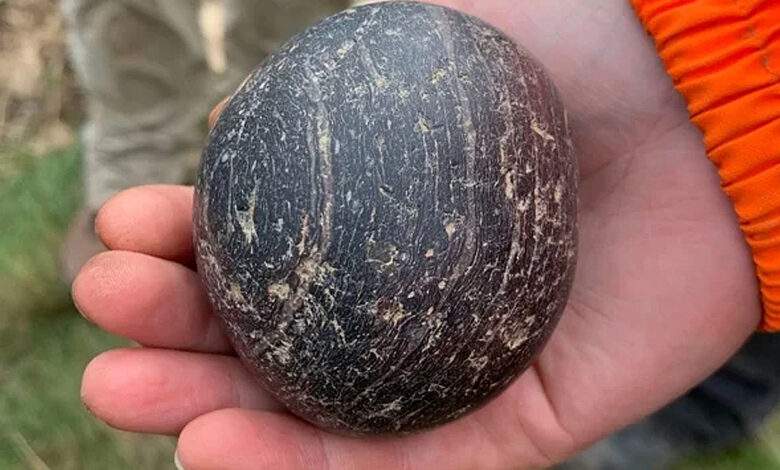 De mystérieuses sphères de pierre découvertes dans une tombe ancienne, mais à quoi servaient-elles ?