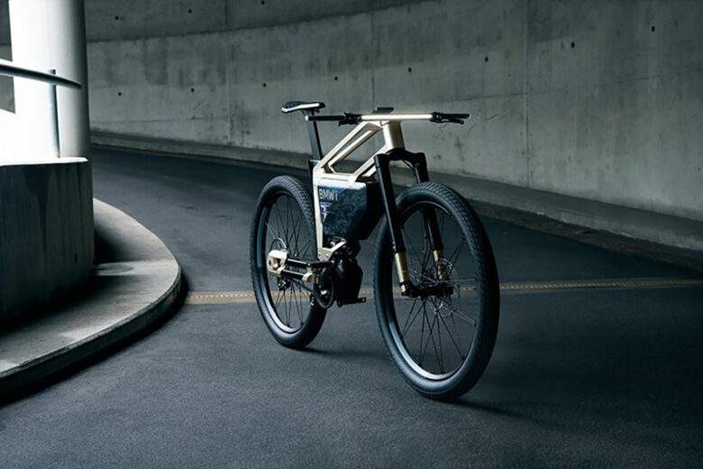 BMW dévoile un très puissant vélo électrique filant à plus de 60 km/h !