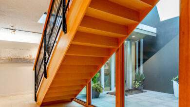 Guide d'achat : comment bien choisir son escalier pour les petits espaces ?