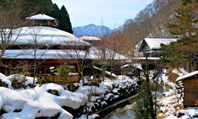 Japon : le plus ancien hôtel du monde est tenu par la même famille depuis plus de 1300 ans