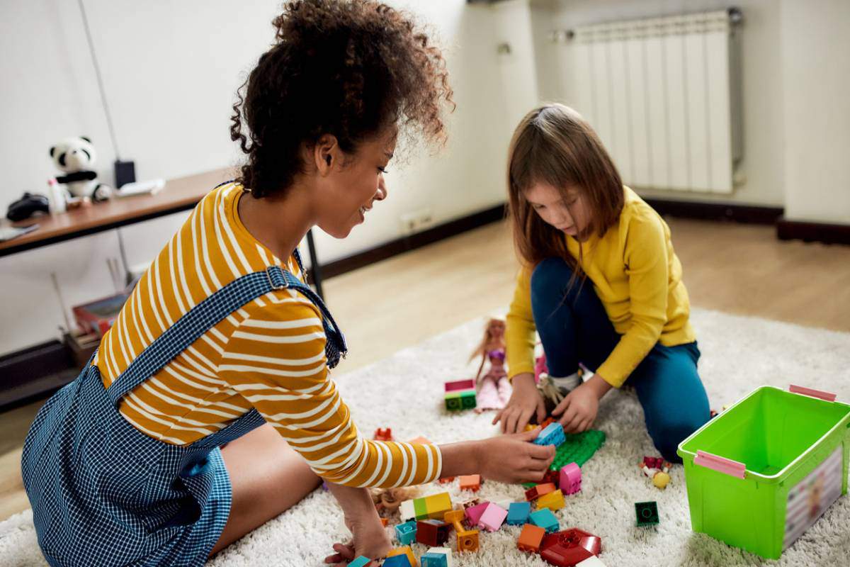 Garde d'enfants, sondage, livreur : 10 idées d'emploi pour payer vos études