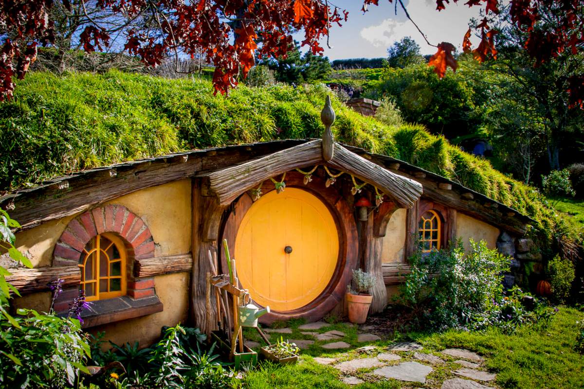 Plusieurs entreprises se lancent aujourd'hui dans la construction de maison de hobbit