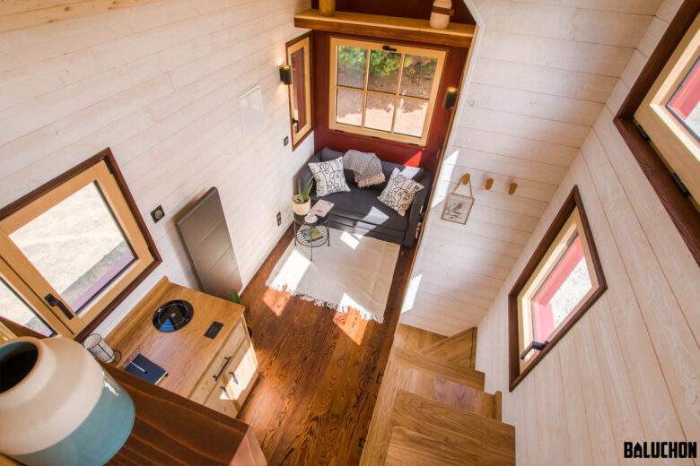 L'intérieur de la Tiny House Farniente fabriquée par l'entreprise Baluchon