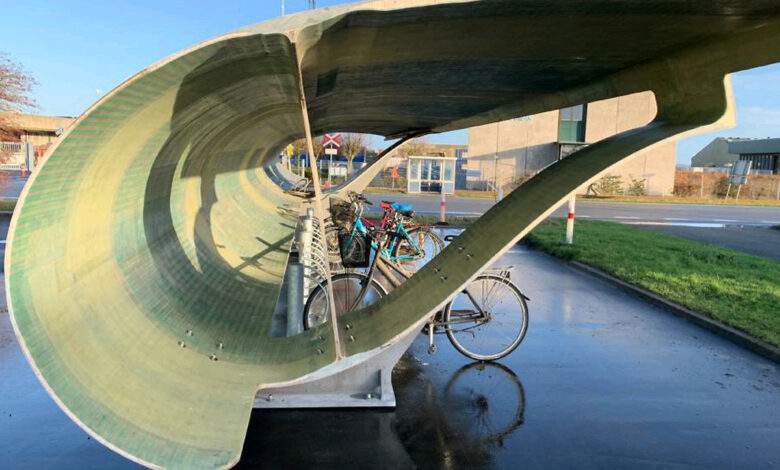 Et si on transformait les éoliennes mises au rebut en pont ou en abris à vélo ?