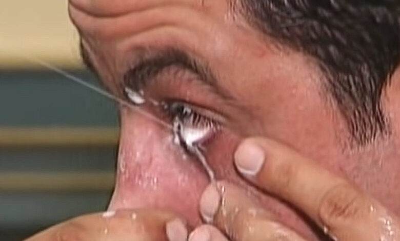 Faire jaillir du lait par les yeux