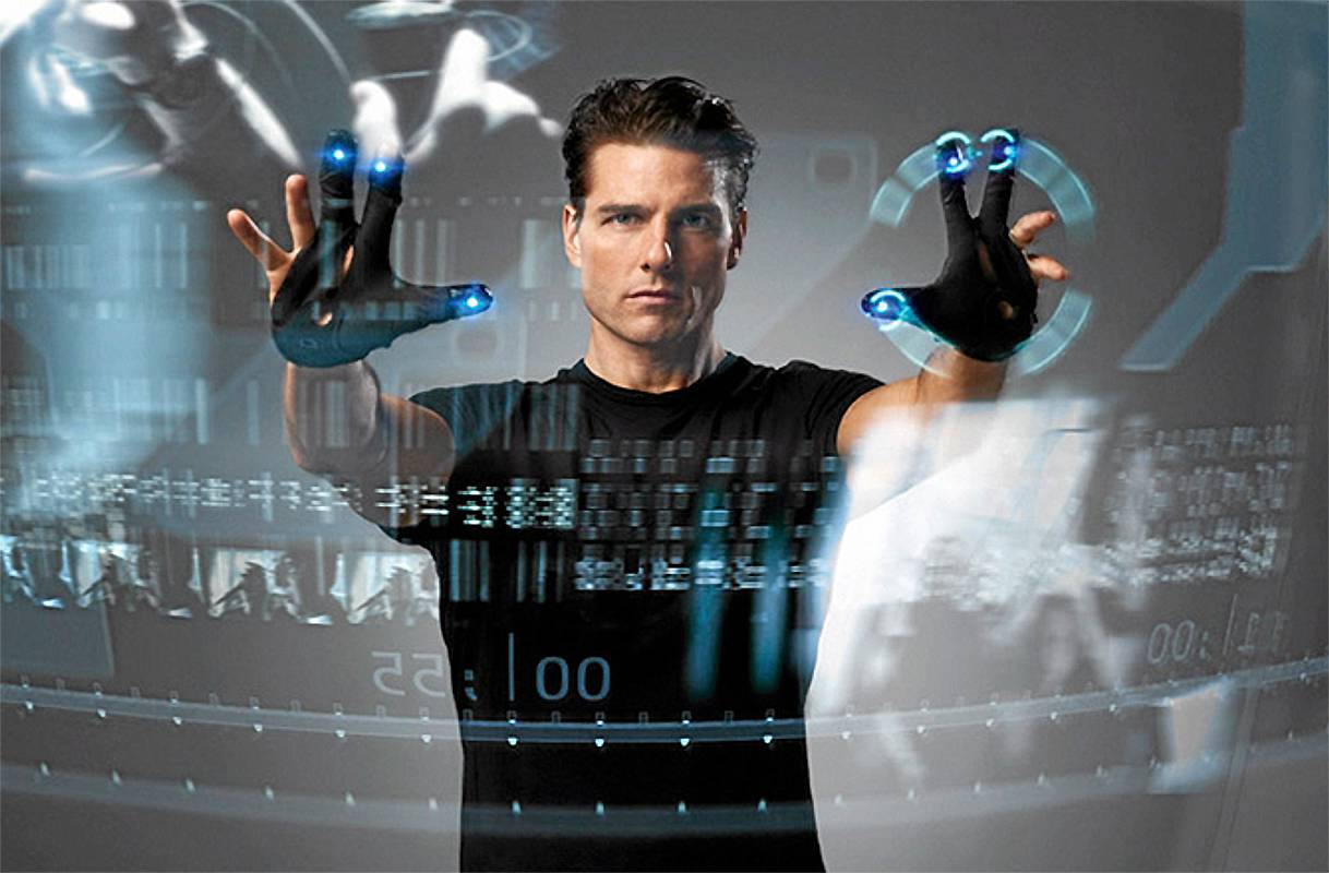 Tom Cruise regardant dans le futur dans le film de science fiction Minority Report