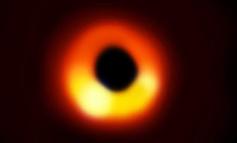 La première "photo" d'un trou noir.