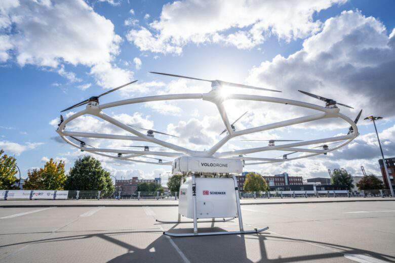 Un drone de grande taille entièrement électrique dédié au transport de marchandises