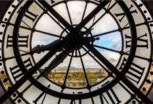 Paris, France - 19 octobre 2016 : horloge géante du Musée d'Orsay.