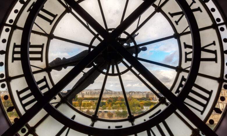 Paris, France - 19 octobre 2016 : horloge géante du Musée d'Orsay.