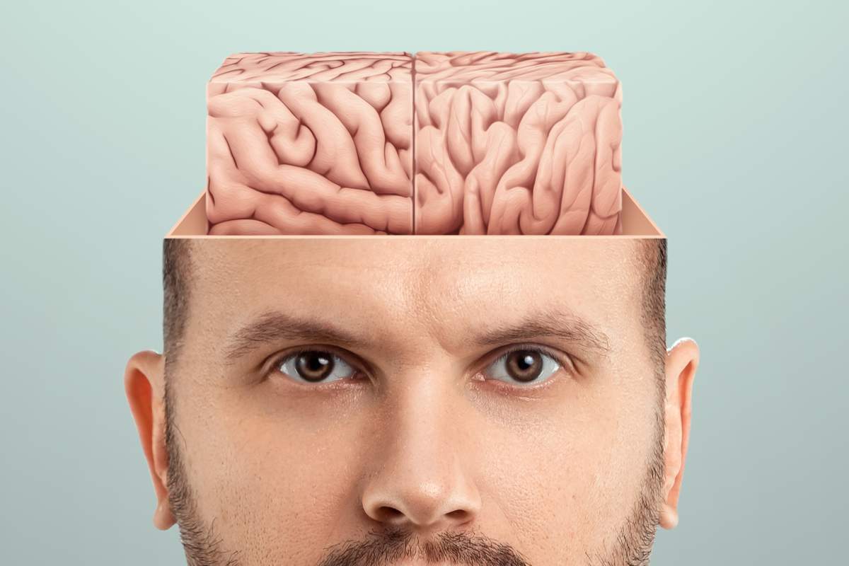 Un homme avec un cerveau différent