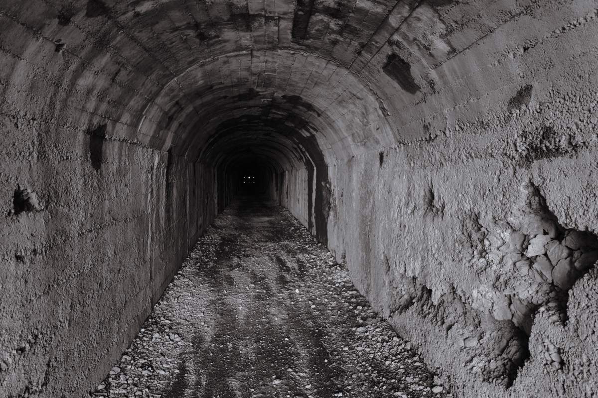 bunker de la Première Guerre mondiale à la frontière entre l'Italie et la Suisse