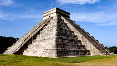 Pyramide de Kukulkan - célèbre 7 merveilles du monde, Chichen Itzá