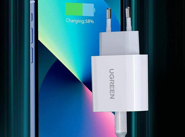 UGREEN USB C Chargeur 20W PD 3.0 avec Câble USB C vers Lightning MFi