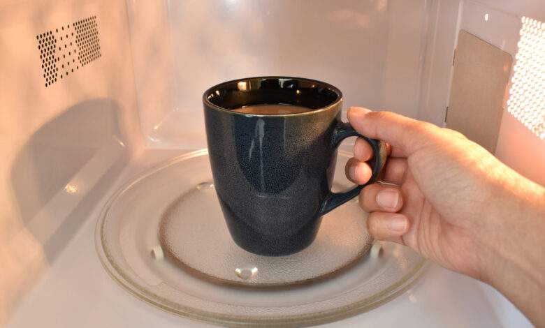 Voila pourquoi il ne faut jamais réchauffer son café