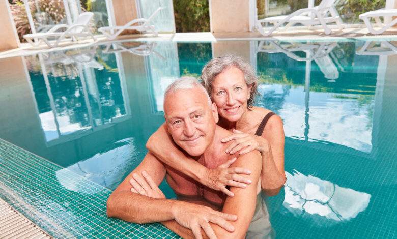 Un retraité choisit l'hôtel de luxe plutôt que la maison de retraite trop onéreuse