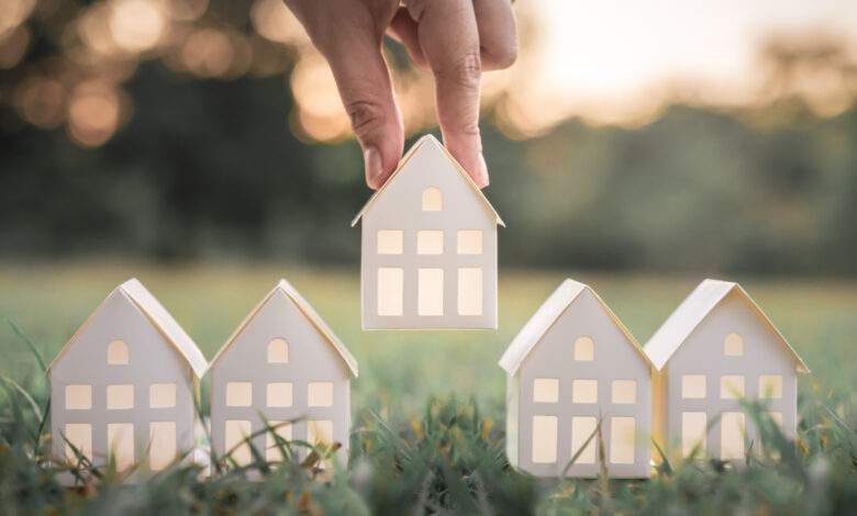 Tours : le village solidaire "La Maison" composé de tiny-houses accueille ses premiers résidents