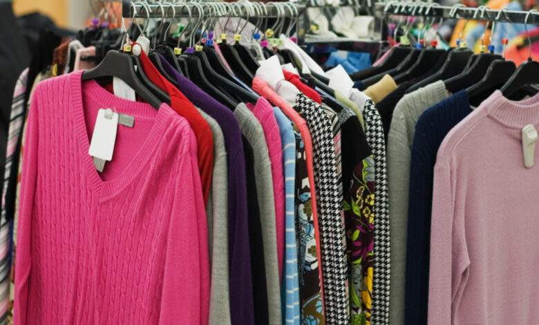 Pourquoi est-il très important de laver les vêtements neufs avant de les porter ?