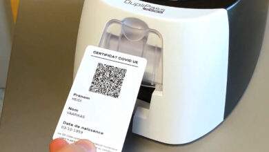 Duplipass, une imprimante pour imprimer le pass vaccinal au format carte de visite.