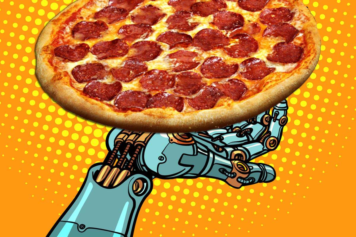 This incredible robot is capable of preparing pizza every 45 seconds