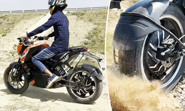 Un KTM Duke transformée en moto électrique très puissante
