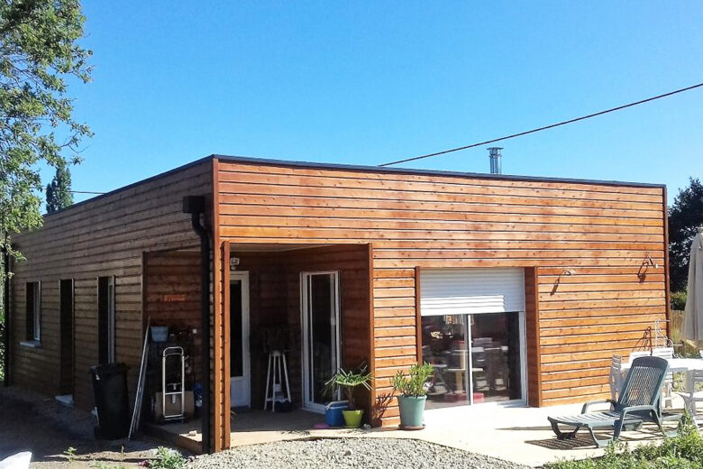 Une villa fabriquée avec des containers