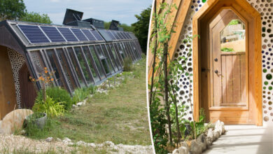 Une maison Earthship