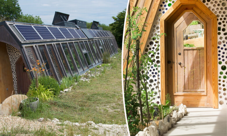 Une maison Earthship