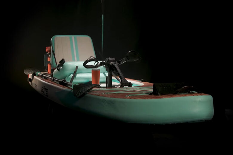 Un paddle qui se transforme en kayak ou pédalo