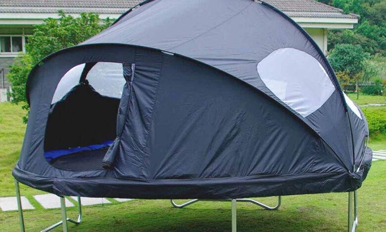 TRAMPOLINE TENT