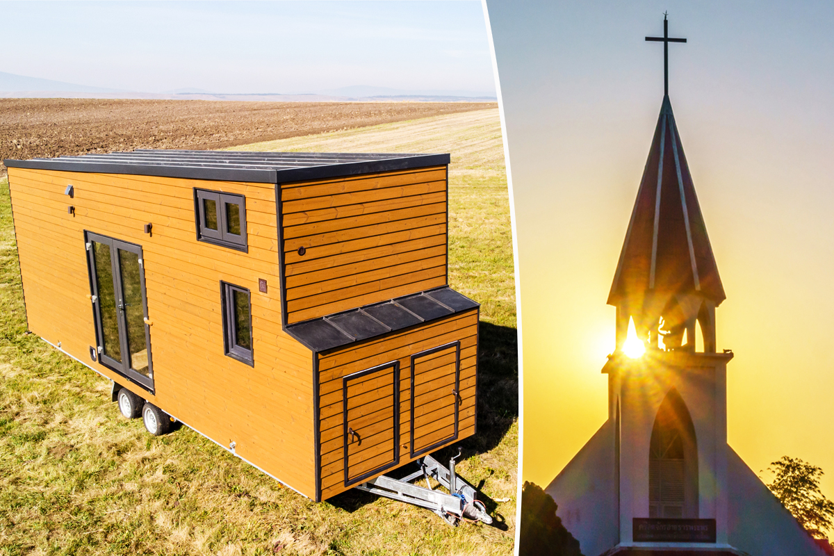 Une Tiny House à coté d'une église