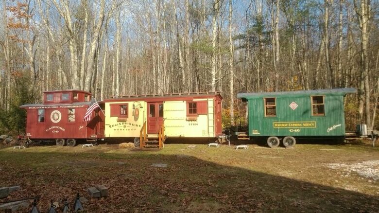 3 Tiny House en forme de wagon de train