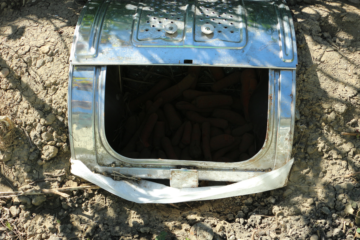 Il partage un tutoriel pour fabriquer un chauffage à bois à partir d'un  vieux radiateur de voiture et un fût en métal - NeozOne