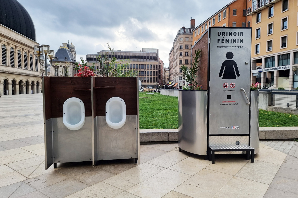 Les urinoirs écolo de Lyon