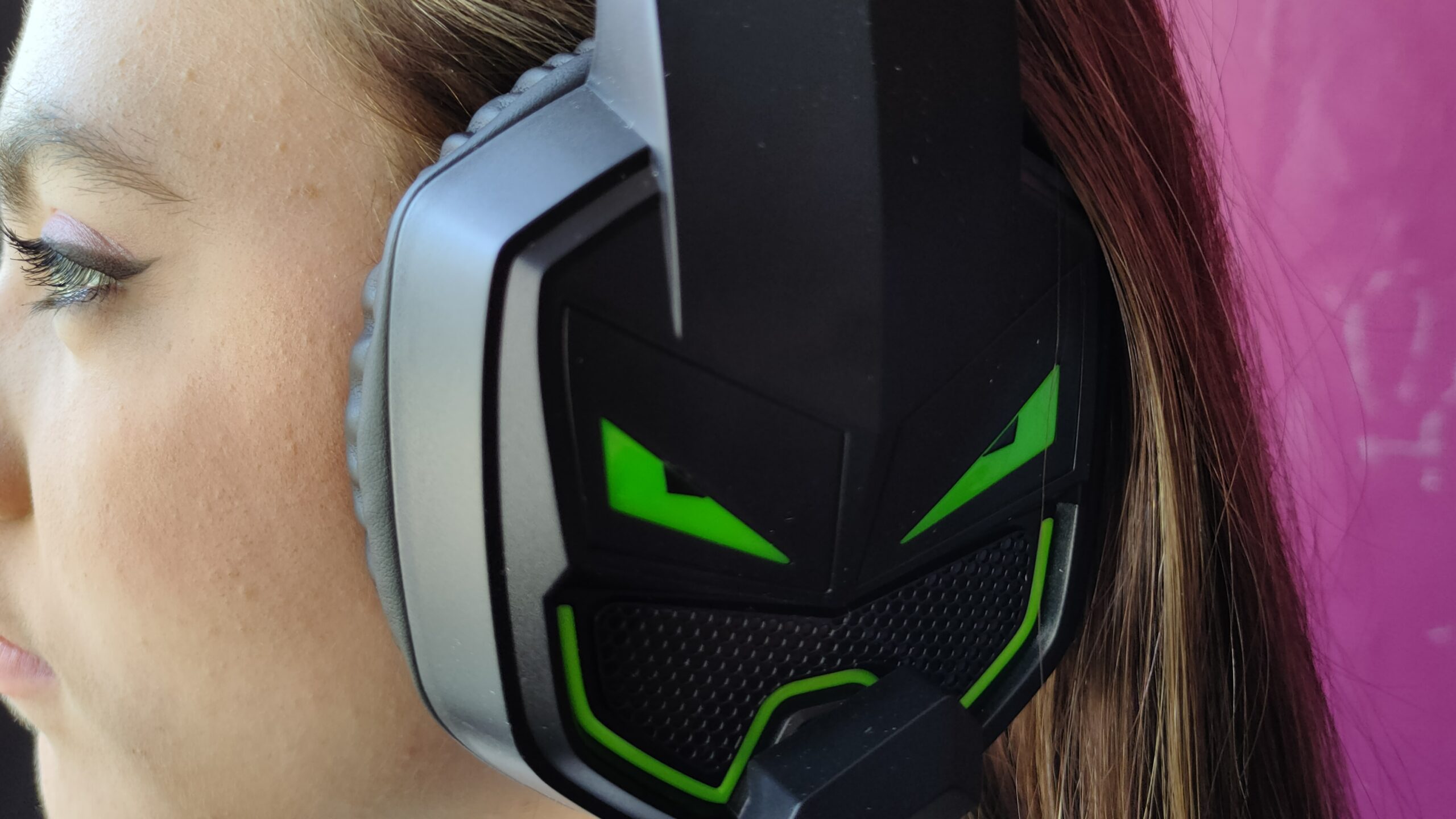 EKSA Fenrir Casque Gaming à Réduction de Bruit avec Micro pour