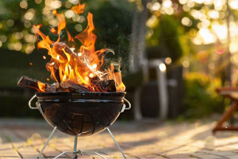 L'allumage d'un barbecue